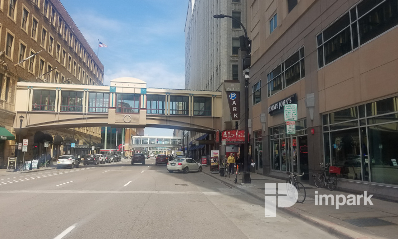 Metro Ramp Parking Garage Minneapolis St Paul Parking Impark